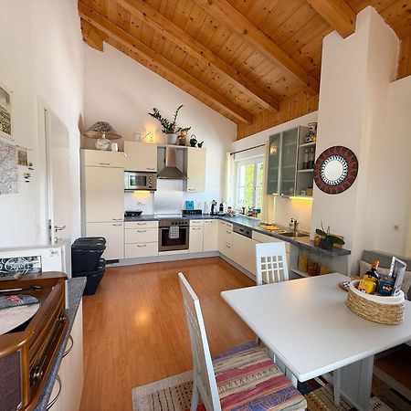 タウルSunny Mountain Loft - Terrace & Gardenアパートメント エクステリア 写真